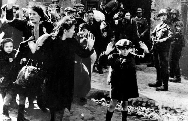 Can You Look Without Crying? Top 10 Famous Pictures of Children That Defined an Era's Pain